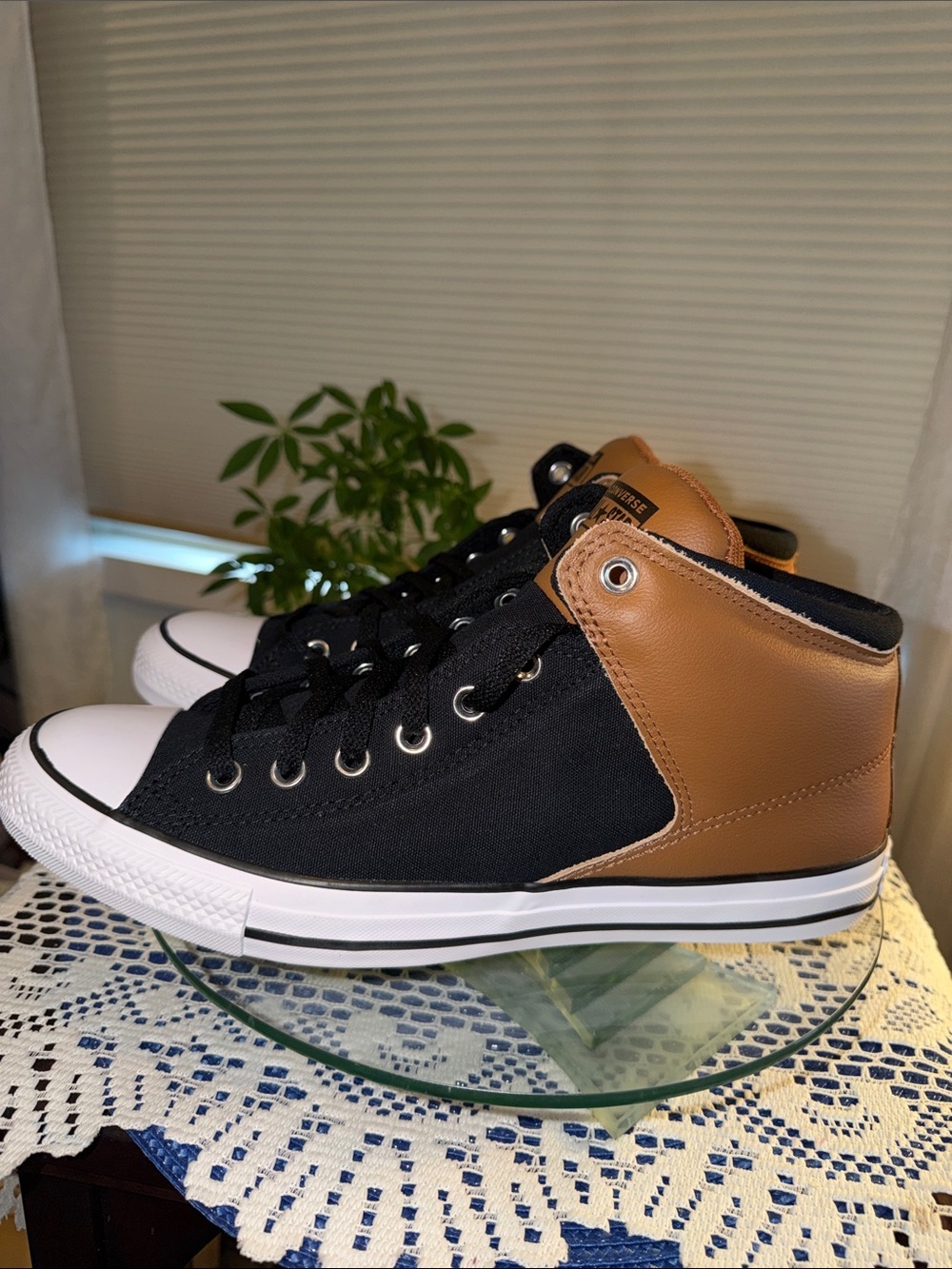 Converse Chuck Taylor All Star Street Mid Sneakers NIB Men's 10.5 Women's 12.5 - Picture 4 of 10